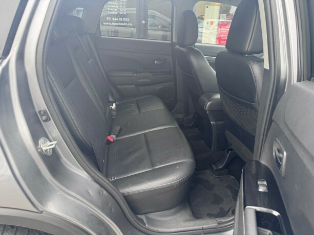 peugeot-4008-diesel-2012-big-10