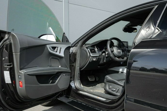 audi-rs7-bensin-2014-big-15