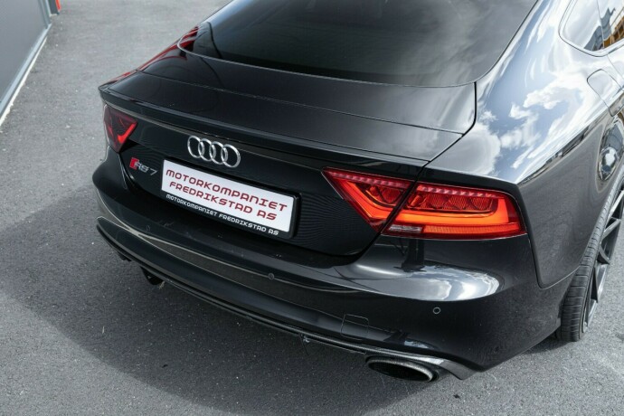 audi-rs7-bensin-2014-big-11