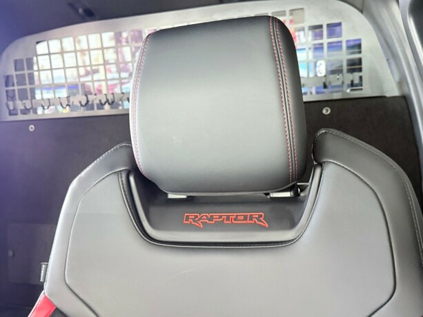 ford-ranger-raptor-bensin-2023-big-20