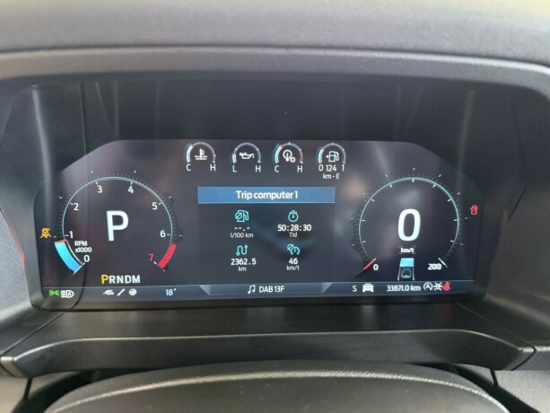 ford-ranger-raptor-bensin-2023-big-26