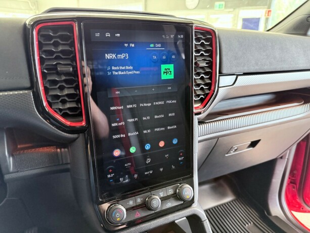 ford-ranger-raptor-bensin-2023-big-33