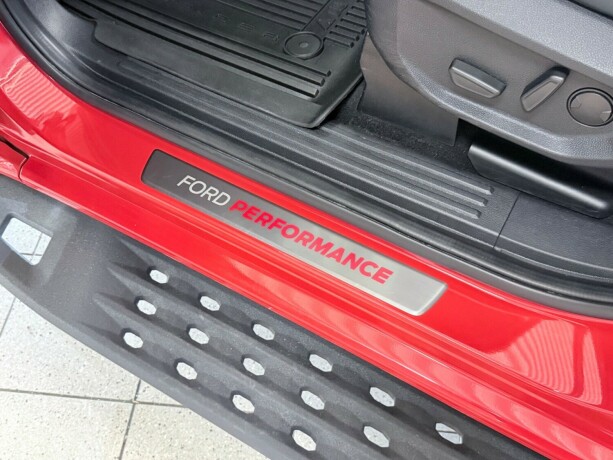 ford-ranger-raptor-bensin-2023-big-22