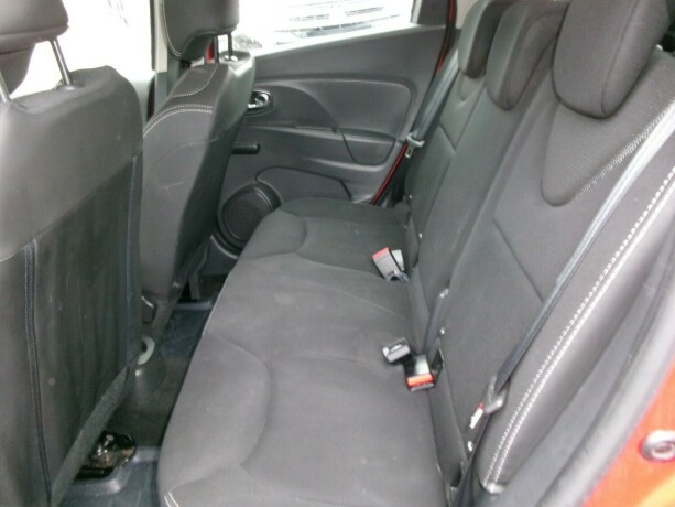 renault-clio-bensin-2015-big-7