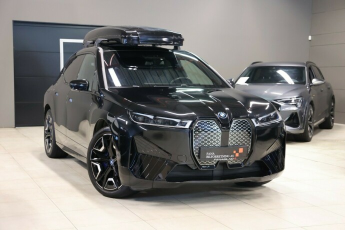 bmw-ix-xdrive-50-elektrisitet-2024-big-3