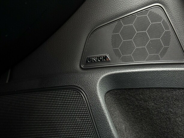 skoda-superb-diesel-2019-big-35