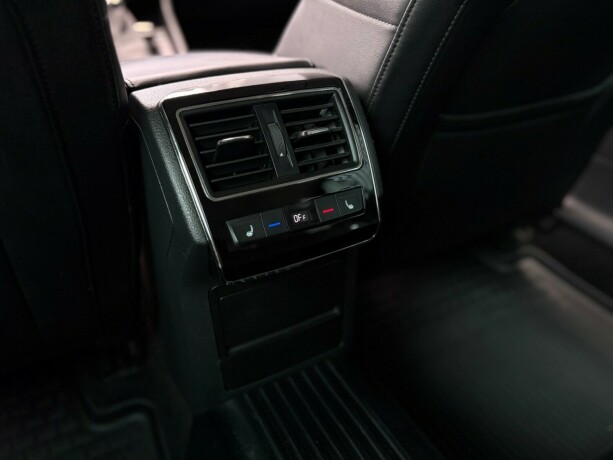 skoda-superb-diesel-2019-big-38