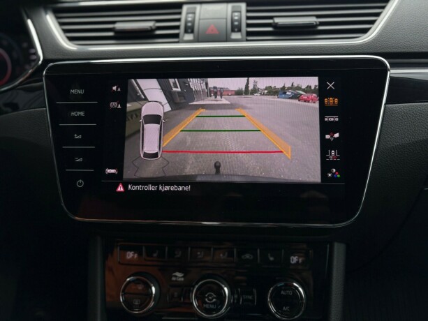 skoda-superb-diesel-2019-big-27