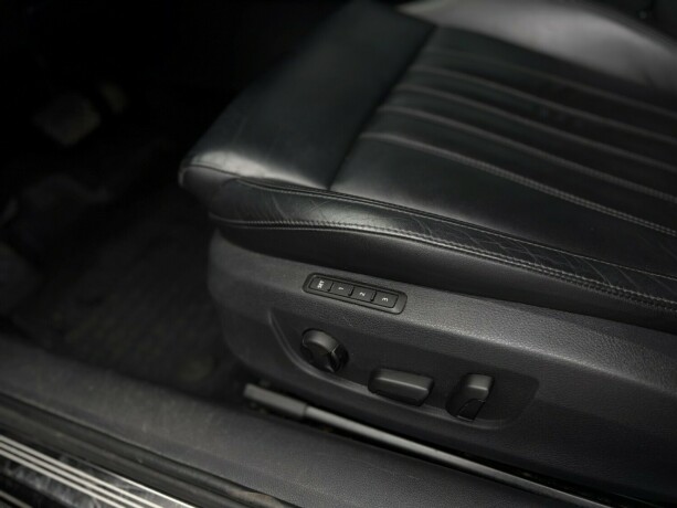 skoda-superb-diesel-2019-big-33