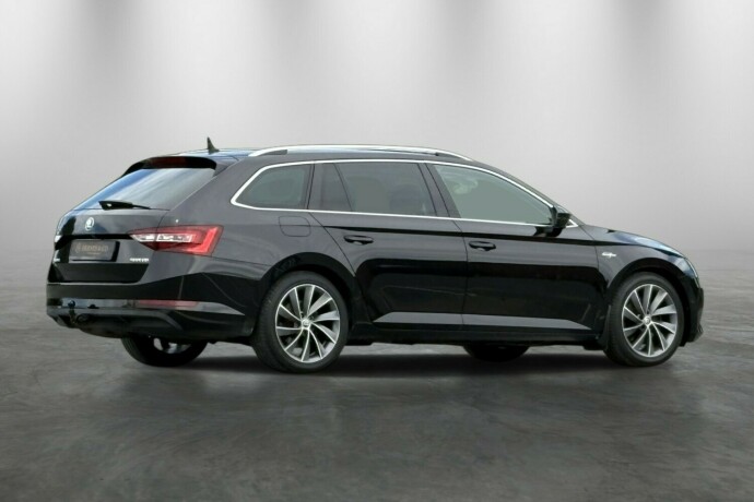 skoda-superb-diesel-2019-big-4