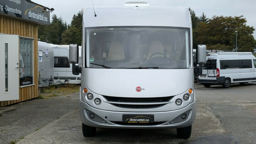 burstner-elegance-i810-2-enkle-senger-senkeseng-30-157hk-manuell-gir-alde-2-x-aircondition-topputgave-diesel-2010-big-1