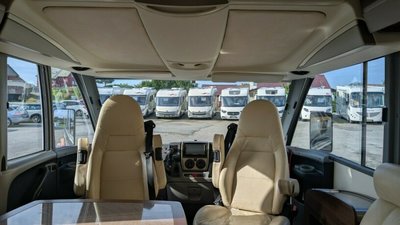 burstner-elegance-i810-2-enkle-senger-senkeseng-30-157hk-manuell-gir-alde-2-x-aircondition-topputgave-diesel-2010-big-20