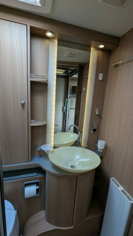 burstner-elegance-i810-2-enkle-senger-senkeseng-30-157hk-manuell-gir-alde-2-x-aircondition-topputgave-diesel-2010-big-61