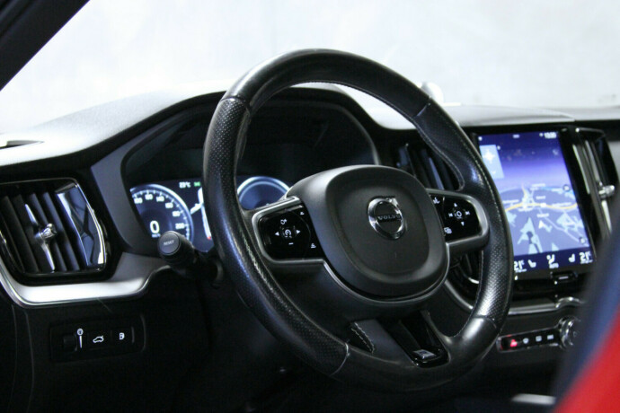 volvo-xc-60-elektrisitetbensin-2018-big-21