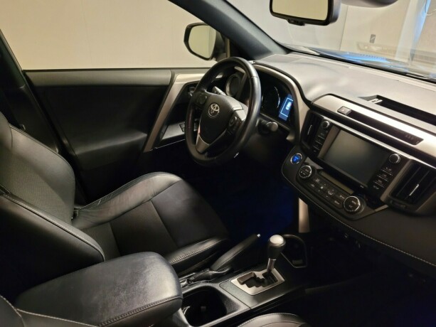 toyota-rav4-elektrisitetbensin-2017-big-11