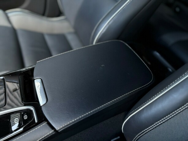 volvo-v60-plug-in-petrol-2022-big-28