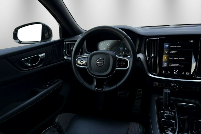 volvo-v60-plug-in-petrol-2022-big-13
