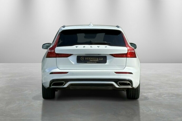 volvo-v60-elektrisitetbensin-2022-big-6