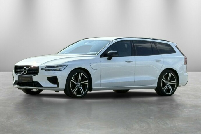 volvo-v60-elektrisitetbensin-2022-big-0