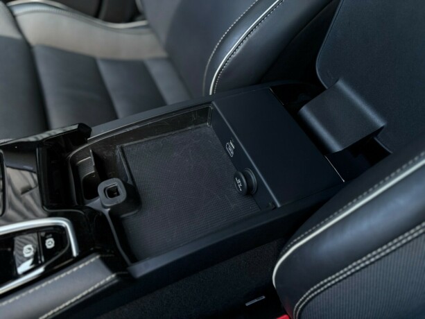 volvo-v60-elektrisitetbensin-2022-big-29