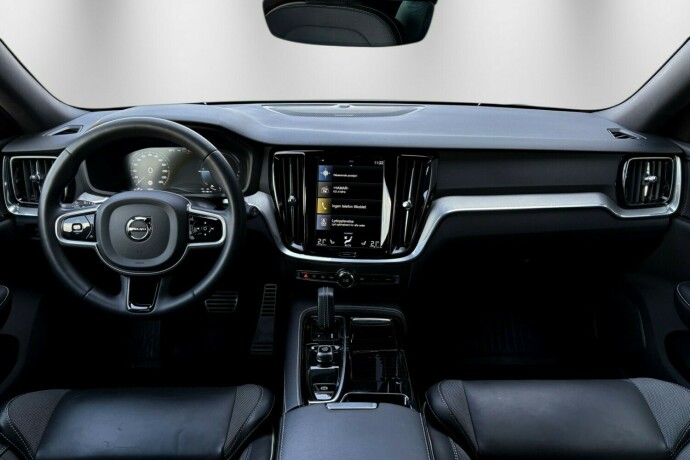 volvo-v60-plug-in-petrol-2022-big-11