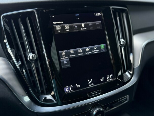 volvo-v60-plug-in-petrol-2022-big-23