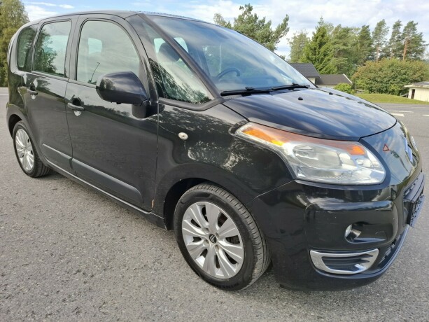 citroen-c3-picasso-diesel-2009-big-2