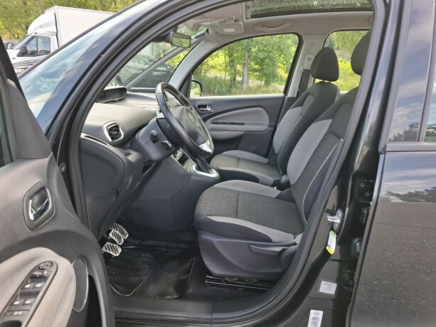 citroen-c3-picasso-diesel-2009-big-9