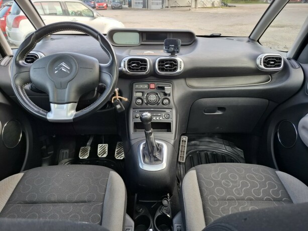 citroen-c3-picasso-diesel-2009-big-21