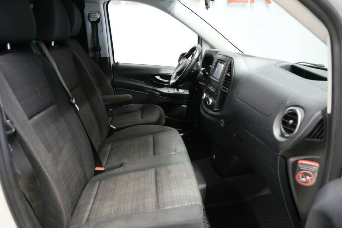 mercedes-benz-vito-diesel-2018-big-7