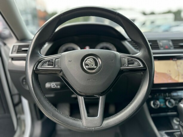 skoda-superb-diesel-2018-big-19