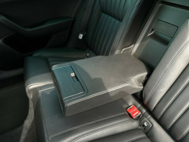skoda-superb-diesel-2018-big-16