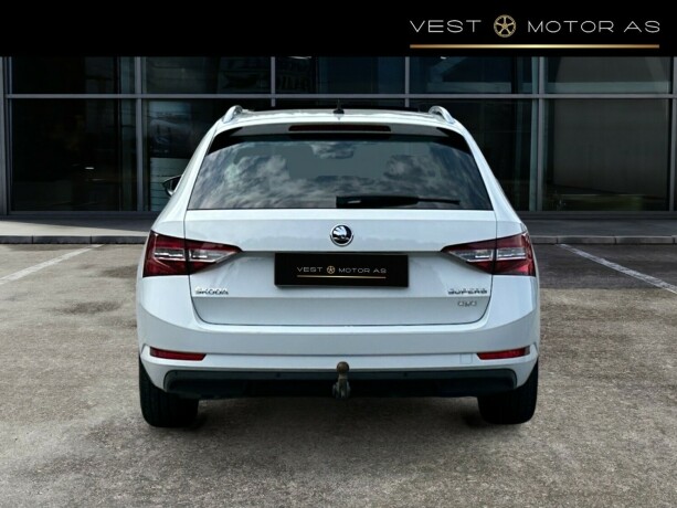 skoda-superb-diesel-2018-big-5