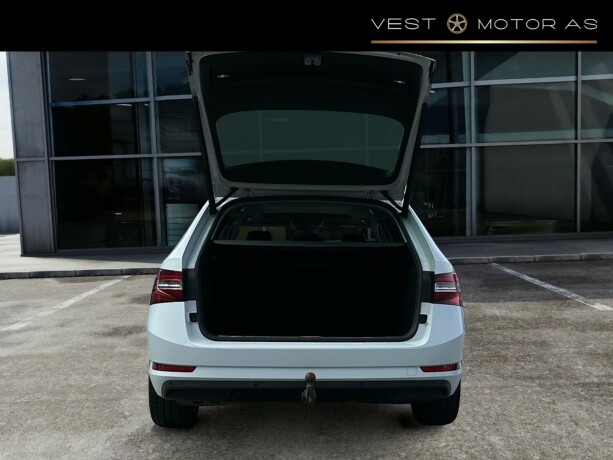 skoda-superb-diesel-2018-big-6