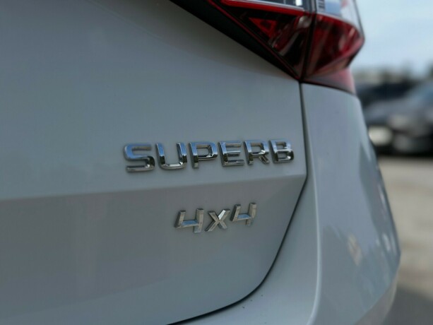 skoda-superb-diesel-2018-big-40