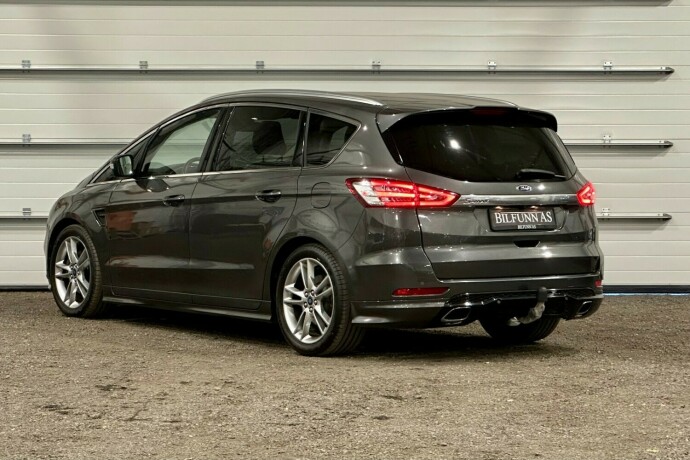 ford-s-max-diesel-2017-big-3