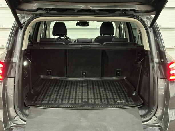 ford-s-max-diesel-2017-big-15