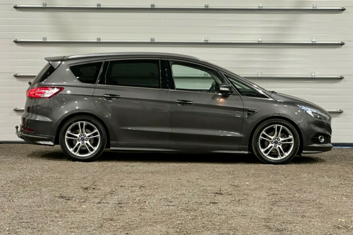 ford-s-max-diesel-2017-big-1