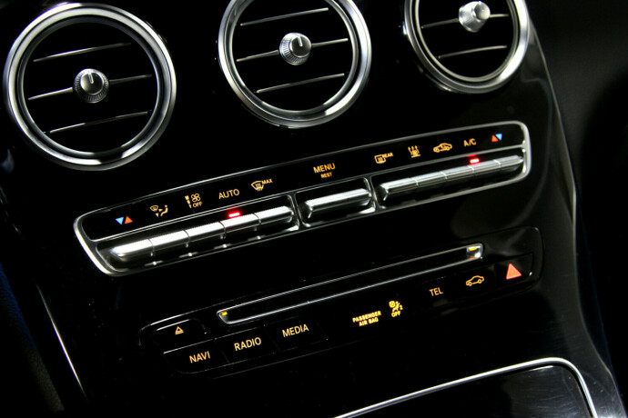 mercedes-benz-glc-elektrisitetbensin-2017-big-13