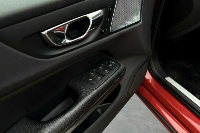 volvo-v60-elektrisitetbensin-2019-big-37
