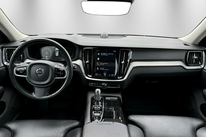 volvo-v60-elektrisitetbensin-2019-big-16