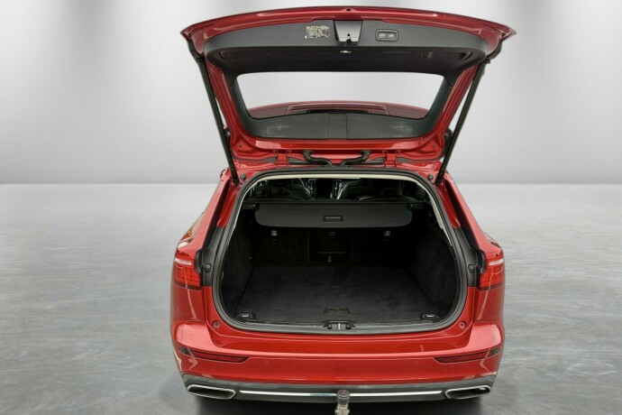 volvo-v60-elektrisitetbensin-2019-big-11