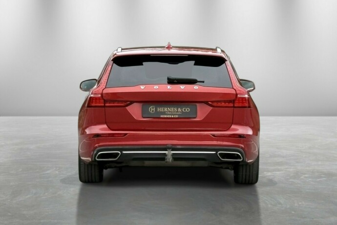 volvo-v60-elektrisitetbensin-2019-big-7