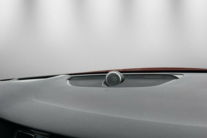 volvo-v60-elektrisitetbensin-2019-big-23