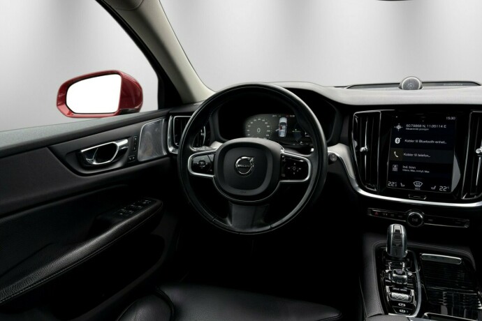 volvo-v60-elektrisitetbensin-2019-big-17
