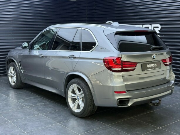 bmw-x5-elektrisitetbensin-2018-big-1