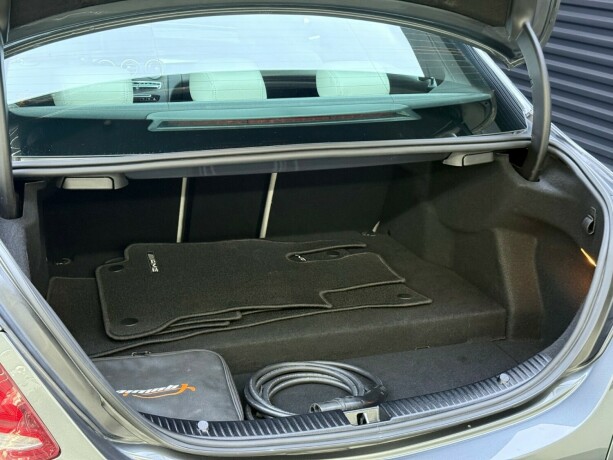 mercedes-benz-c-klasse-elektrisitetbensin-2018-big-33