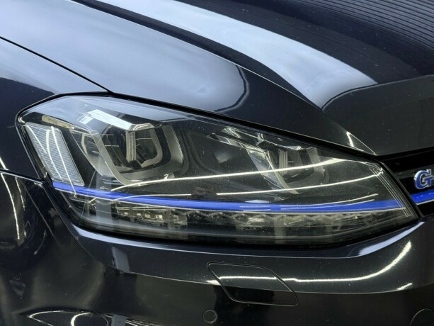 volkswagen-golf-elektrisitetbensin-2017-big-4