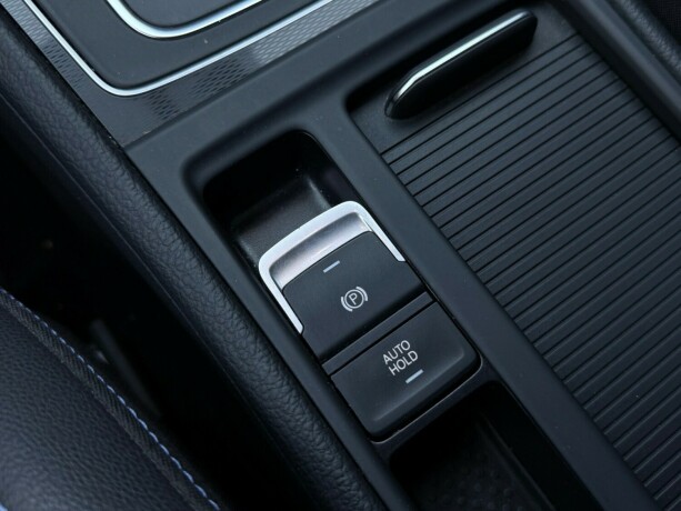 volkswagen-golf-elektrisitetbensin-2017-big-30