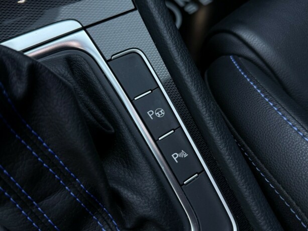 volkswagen-golf-elektrisitetbensin-2017-big-29